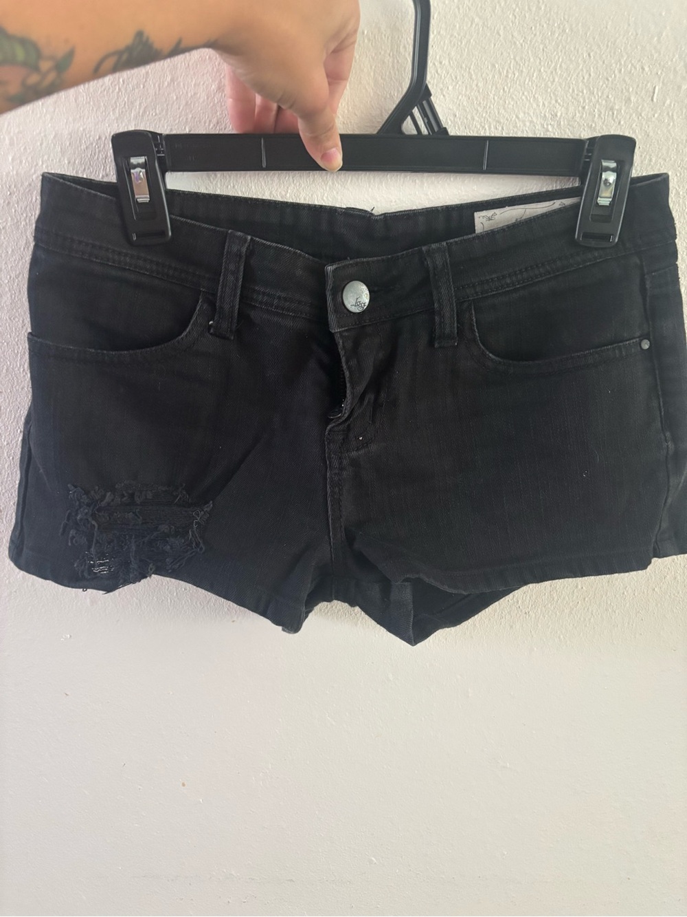 Black lost  Distressed Women's Denim Shorts